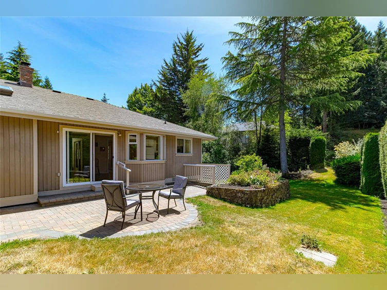 1627 Barrett Drive, North Saanich, BC, V9C 3X8 - 34