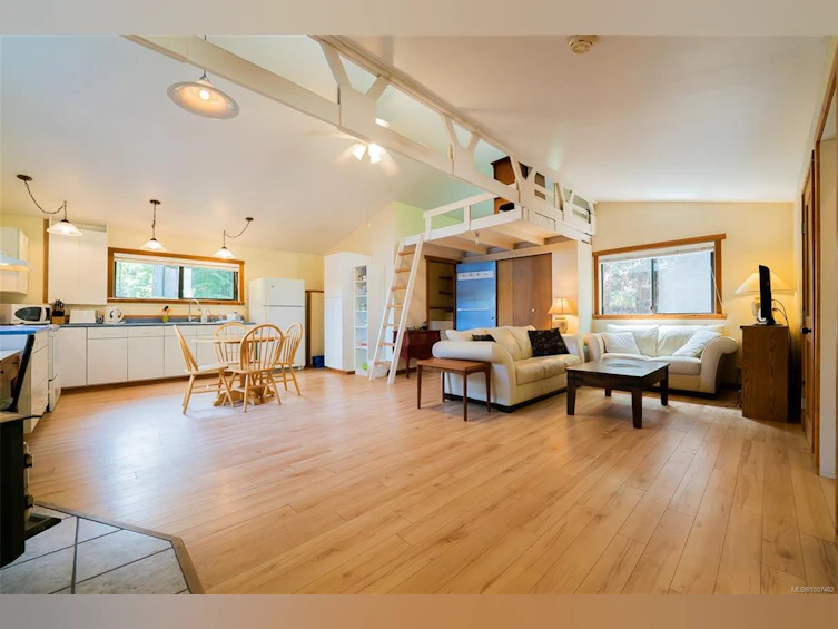 830 Austin Drive, Cortes Island, BC, V0P 1K0 - 30