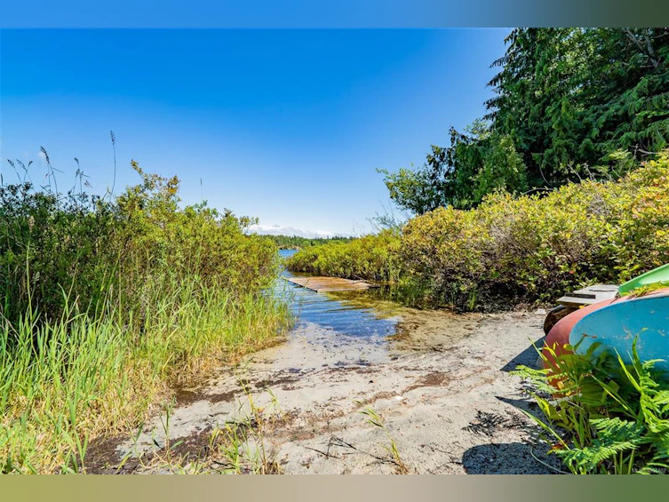 830 Austin Drive, Cortes Island, BC, V0P 1K0 - 68