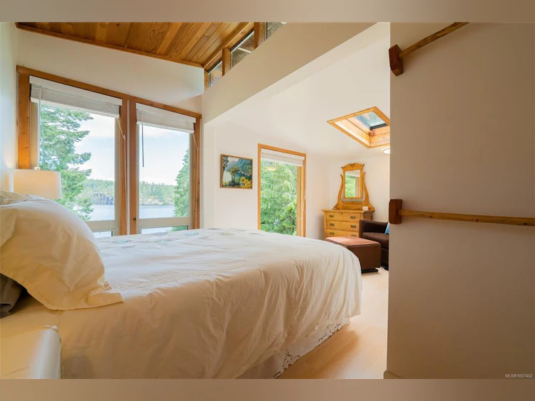 830 Austin Drive, Cortes Island, BC, V0P 1K0 - 25