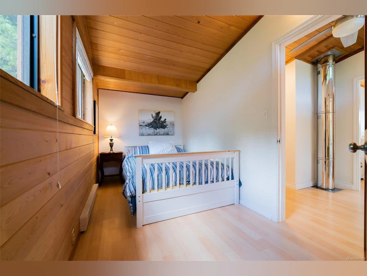 830 Austin Drive, Cortes Island, BC, V0P 1K0 - 20