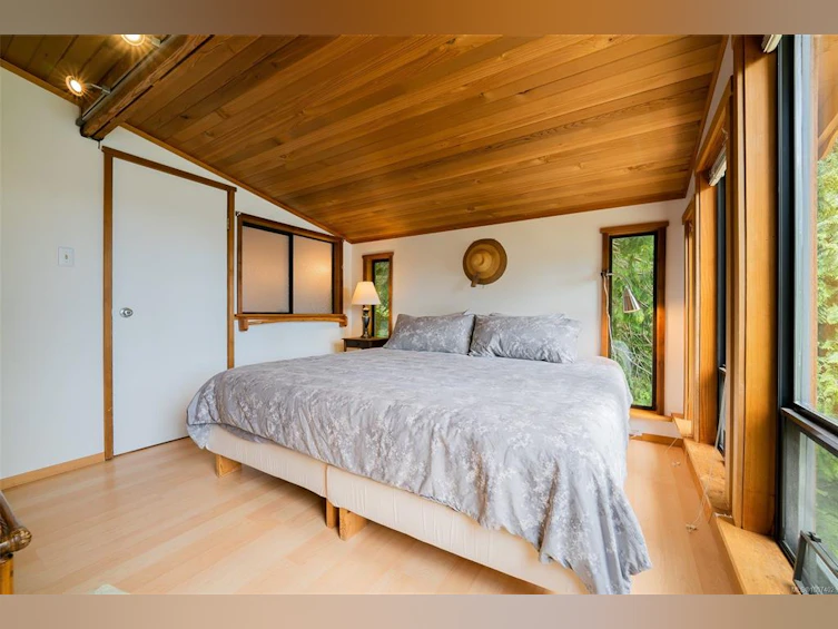830 Austin Drive, Cortes Island, BC, V0P 1K0 - 18