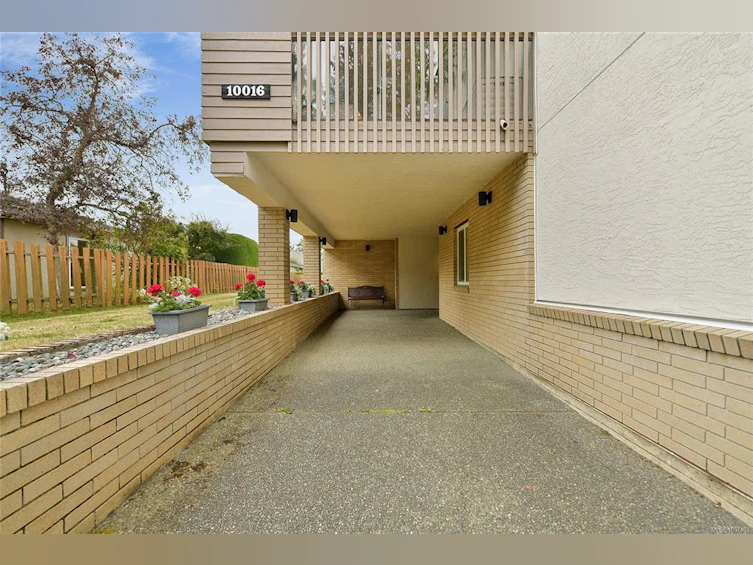 306-10016 Third Street, Sidney, BC, V8L 3B3 - 51