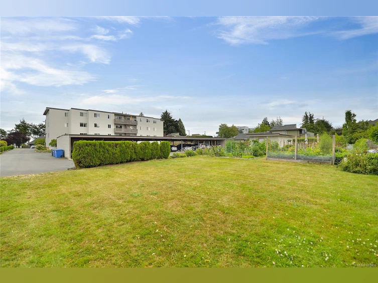 306-10016 Third Street, Sidney, BC, V8L 3B3 - 46