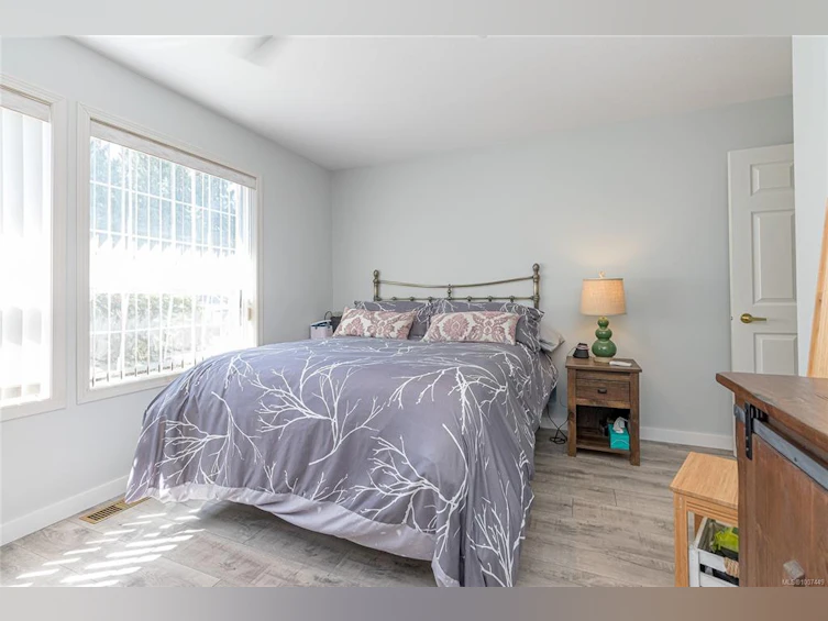 519 Seaward Way, Qualicum Beach, BC, V9K 1T8 - 34