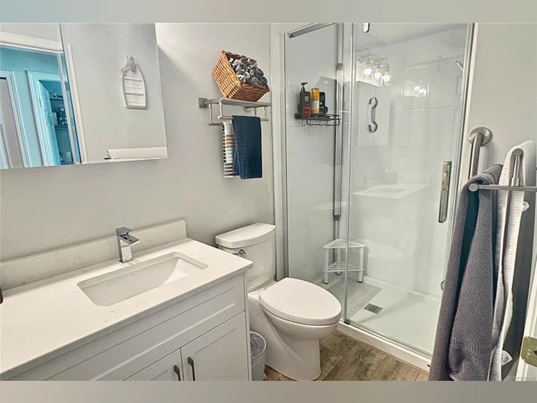 519 Seaward Way, Qualicum Beach, BC, V9K 1T8 - 38