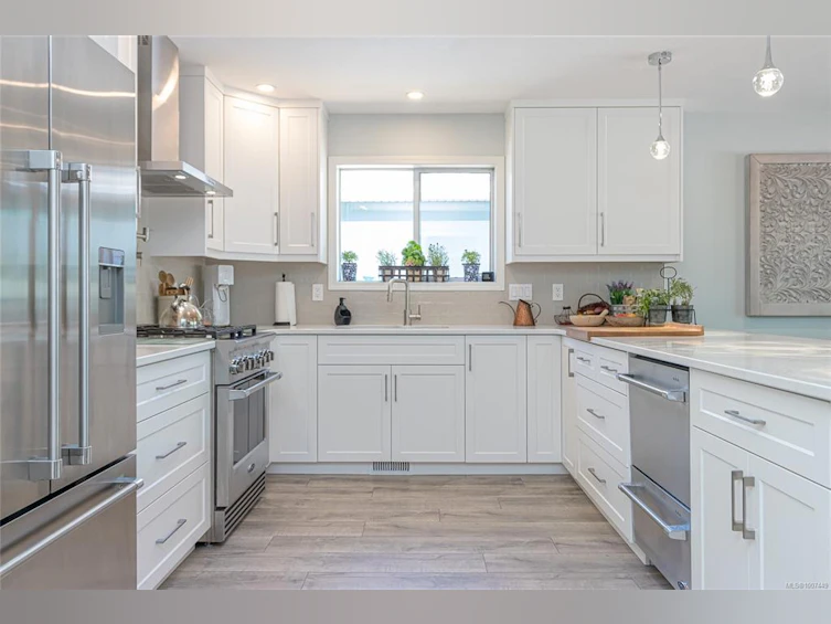 519 Seaward Way, Qualicum Beach, BC, V9K 1T8 - 6