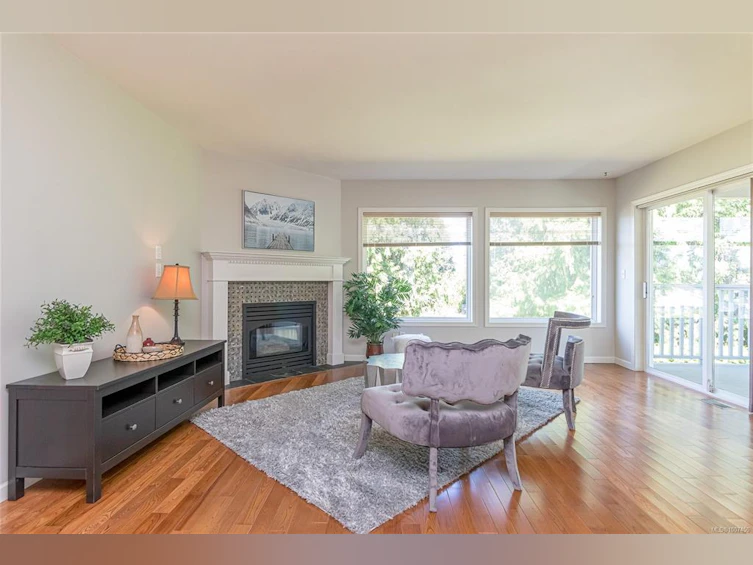 677 Windward Way, Qualicum Beach, BC, V9K 2K4 - 2