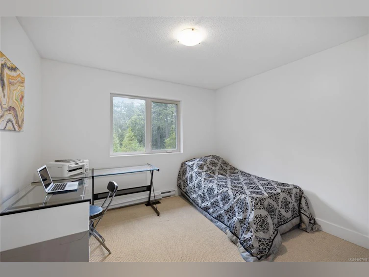 907 Hemsworth Road, Qualicum Beach, BC, V9K 1R3 - 34