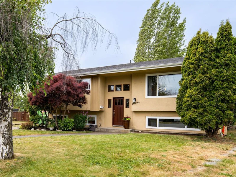 10294 Sparling Place, Sidney BC V8L 3K3