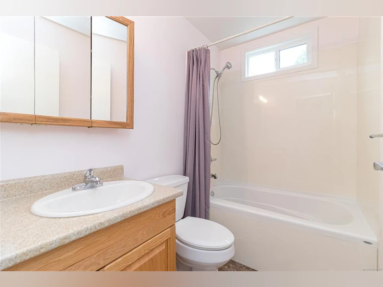 2153 Summergate Boulevard, Sidney, BC, V9L 4K9 - 22