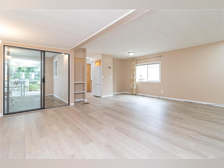 2153 Summergate Boulevard, Sidney, BC, V9L 4K9 - 6