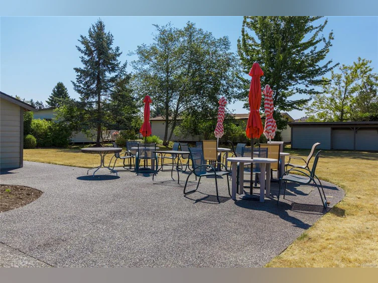 2153 Summergate Boulevard, Sidney, BC, V9L 4K9 - 45