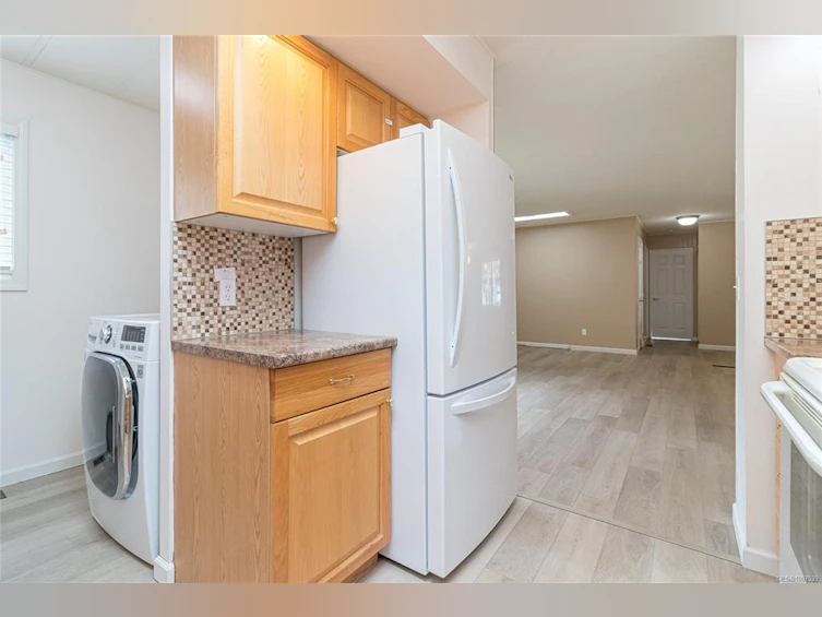 2153 Summergate Boulevard, Sidney, BC, V9L 4K9 - 13