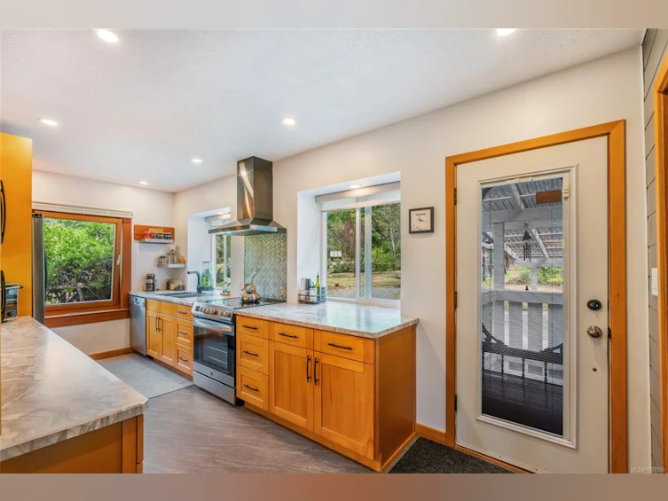 4287 Shell Beach Road, Ladysmith, BC, V9G 1M8 - 3