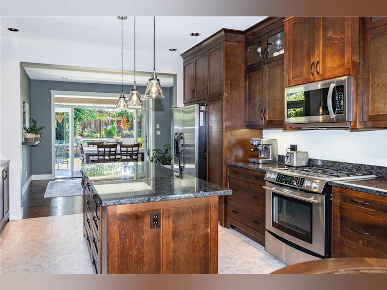 595 Edgewood Drive, Campbell River, BC, V9W 8H1 - 13