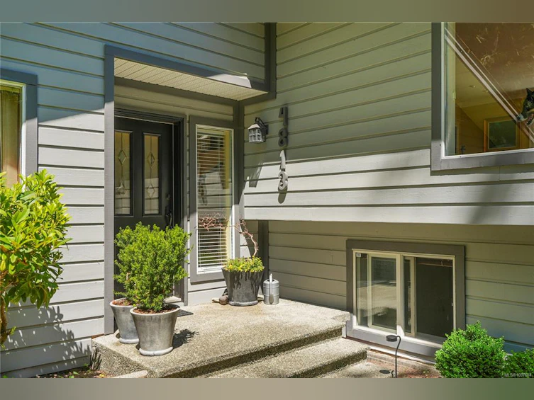 4813 Sea Ridge Drive, Saanich, BC, V8Y 3B6 - 4