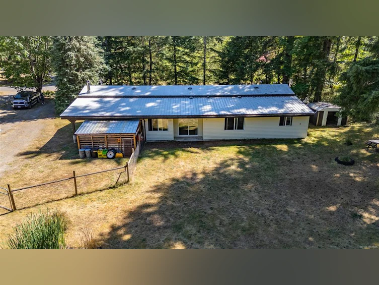 3476/3470 Heather Road, Black Creek, BC, V9J 1E5 - 88