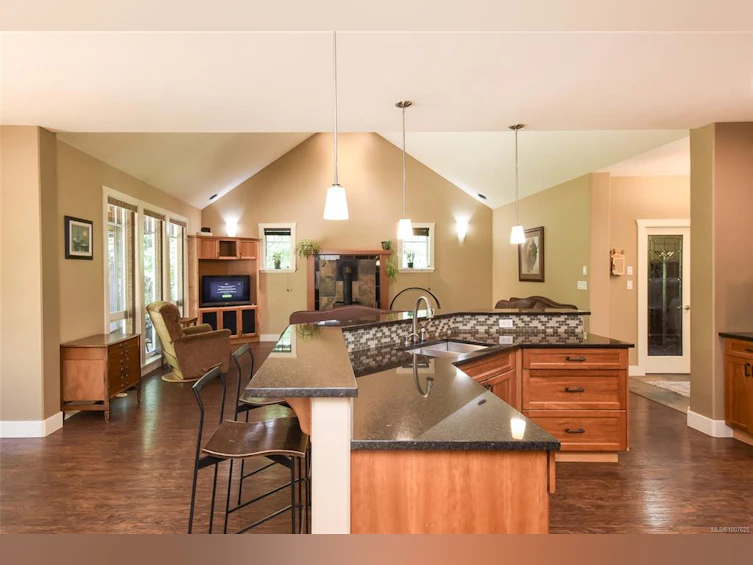 3476/3470 Heather Road, Black Creek, BC, V9J 1E5 - 3