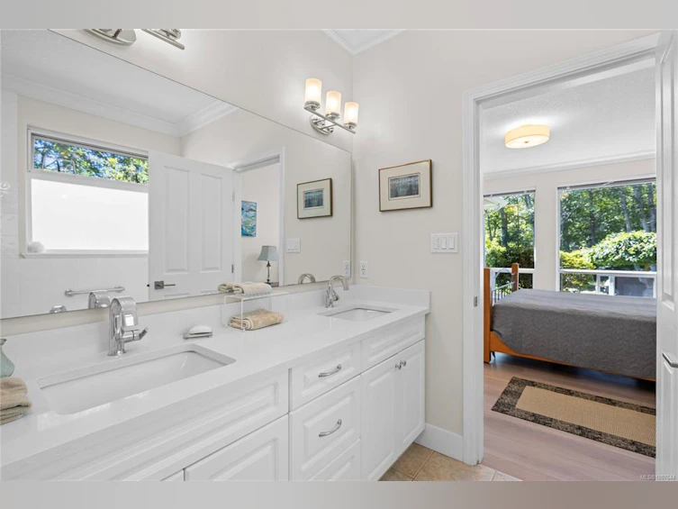 636 Morningstar Drive, French Creek, BC, V9P 2W3 - 32