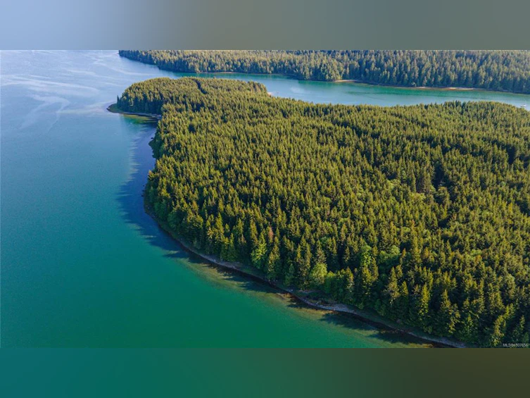 SL2 Kvarno Island, Ucluelet, BC, V0R 3A0
