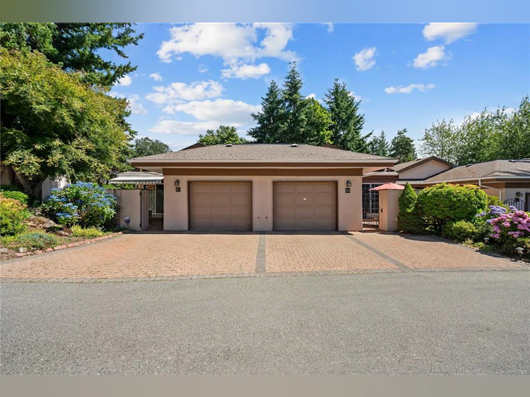 64-901 Kentwood Lane, Saanich, BC, V8Y 2Y6 - 39