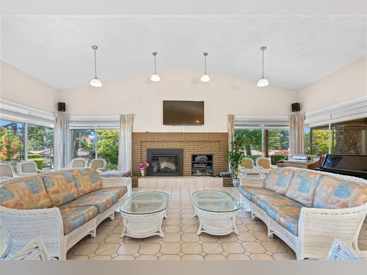64-901 Kentwood Lane, Saanich, BC, V8Y 2Y6 - 46