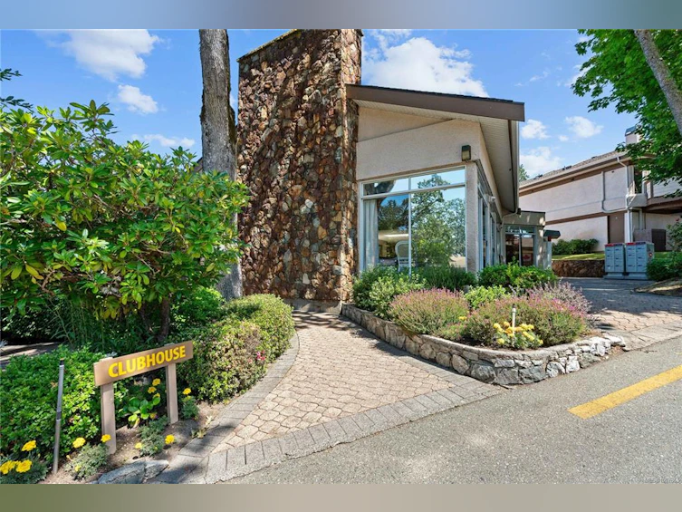 64-901 Kentwood Lane, Saanich, BC, V8Y 2Y6 - 44
