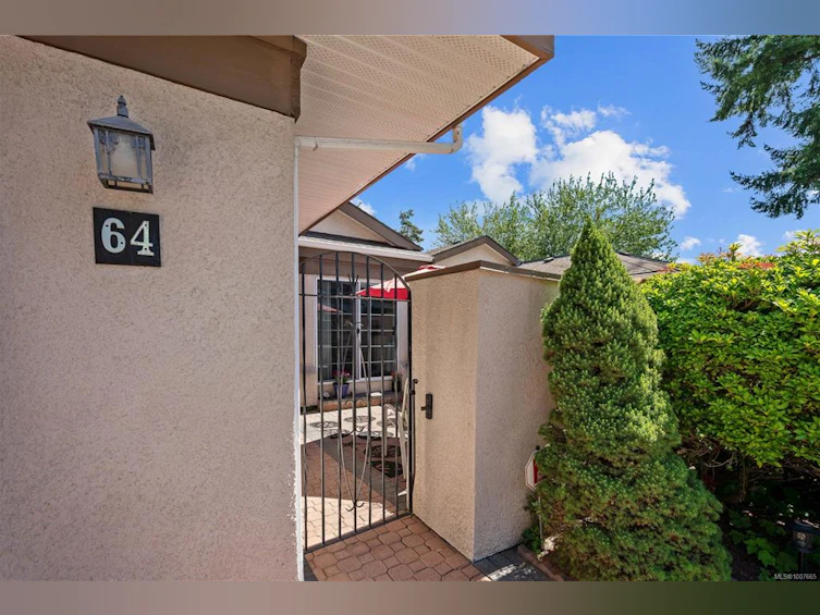 64-901 Kentwood Lane, Saanich, BC, V8Y 2Y6 - 38