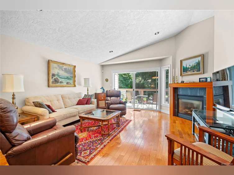 64-901 Kentwood Lane, Saanich, BC, V8Y 2Y6 - 6