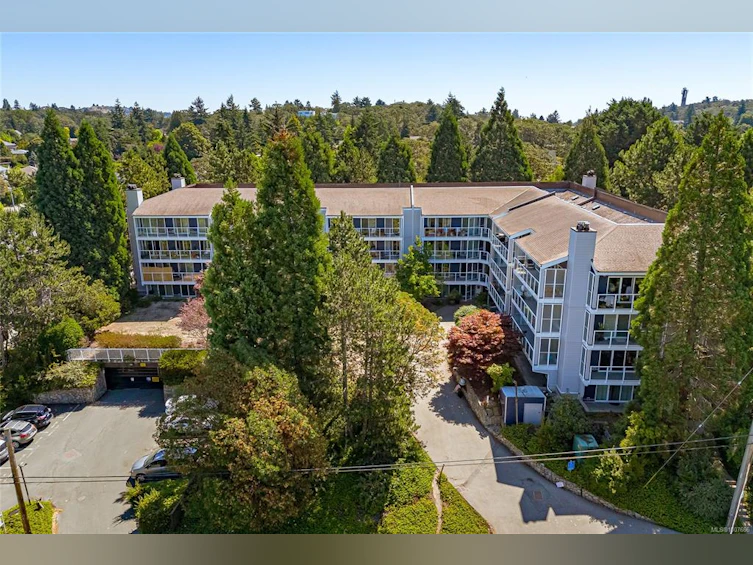 403-3277 Quadra Street, Saanich, BC, V8X 4W9 - 26