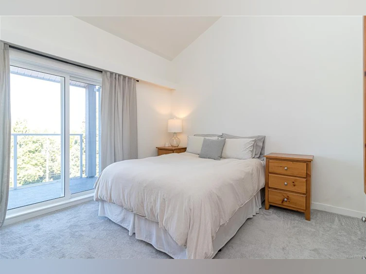 403-3277 Quadra Street, Saanich, BC, V8X 4W9 - 10