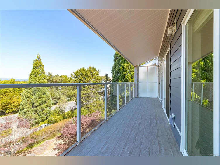 403-3277 Quadra Street, Saanich, BC, V8X 4W9 - 20