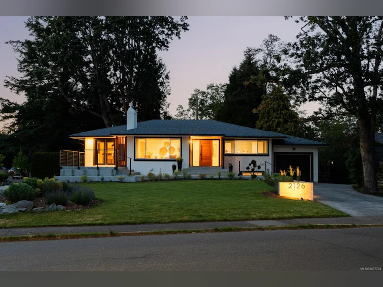 2126 Lansdowne Road, Oak Bay, BC, V8P 1V6 - 52
