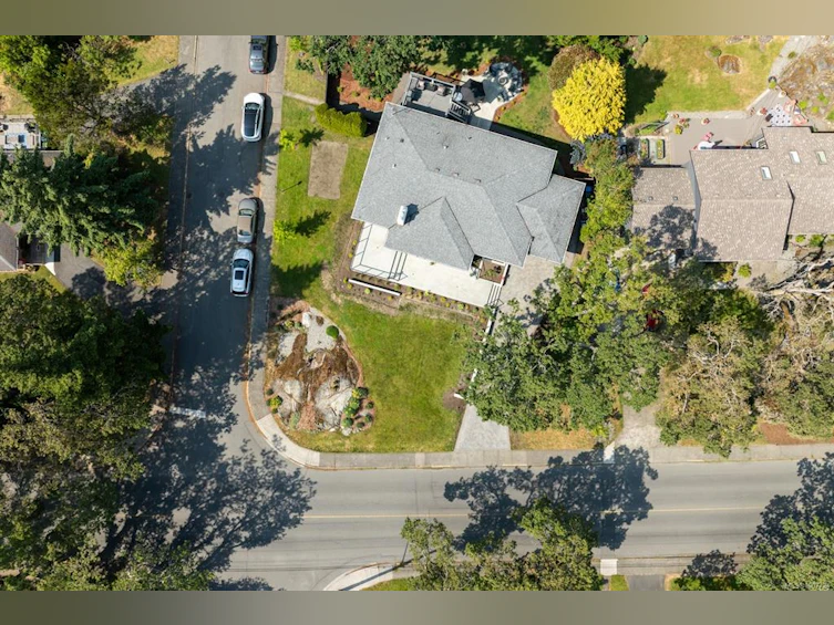 2126 Lansdowne Road, Oak Bay, BC, V8P 1V6 - 59