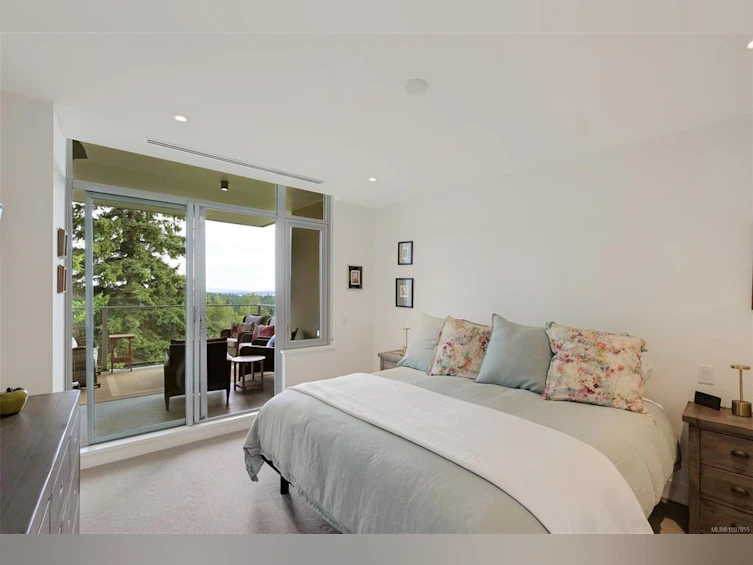 202-5388 Hill Rise Terrace, Saanich, BC, V8Y 3K2 - 28