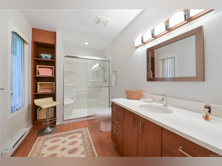 1695 Cultra Avenue, Central Saanich, BC, V8M 1T1 - 15