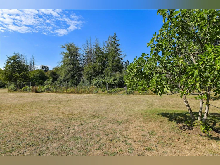 1695 Cultra Avenue, Central Saanich, BC, V8M 1T1 - 67