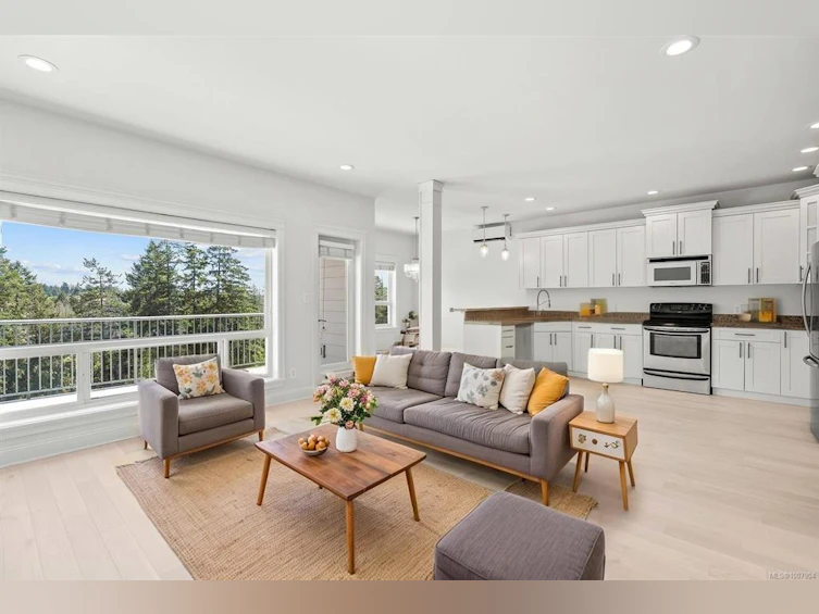 2105 Longspur Drive, Langford, BC, V9B 0E7 - 4