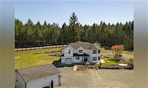 2075 Parkway Place, Errington, BC, V0R 1V0