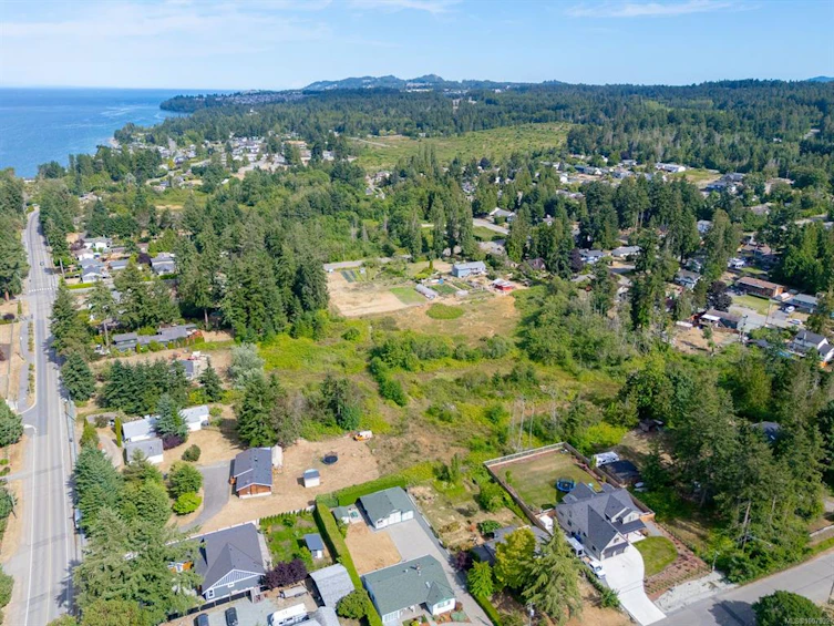 7405/7425 Lantzville Road, Nanaimo, BC, V0R 2H0 - 4