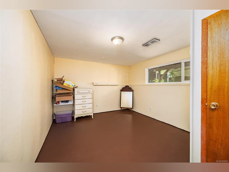 540 Macmillan Drive, Kelsey Bay/Sayward, BC, V0P 1R0 - 26