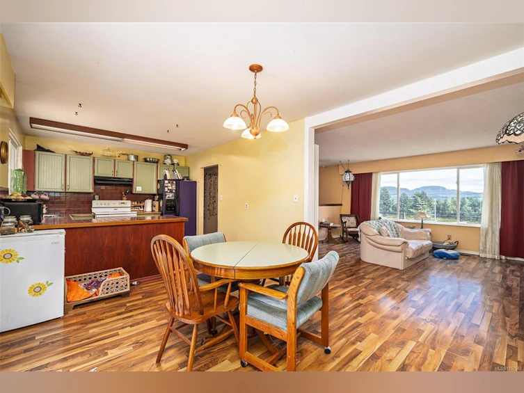 540 Macmillan Drive, Kelsey Bay/Sayward, BC, V0P 1R0 - 8