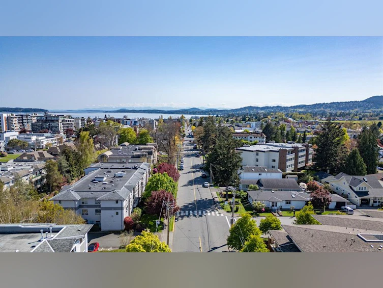 206-9945 Fifth Street, Sidney, BC, V8L 2V6 - 44