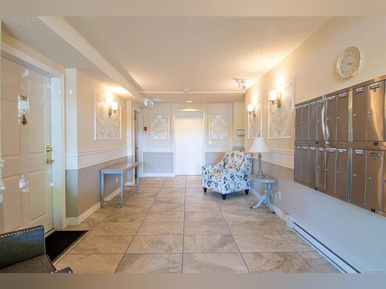 206-9945 Fifth Street, Sidney, BC, V8L 2V6 - 35