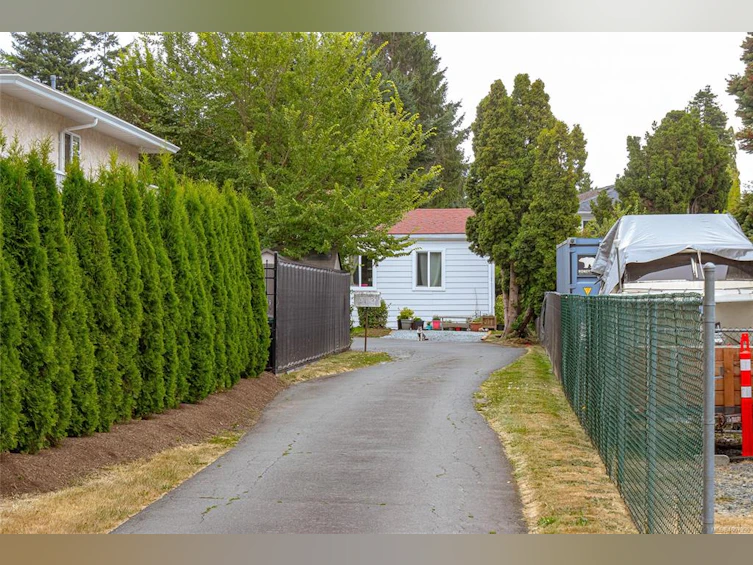 2945 Colquitz Avenue, Saanich, BC, V9A 2M2 - 42