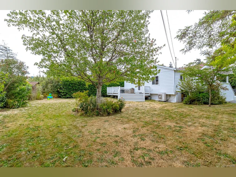 2945 Colquitz Avenue, Saanich, BC, V9A 2M2 - 39