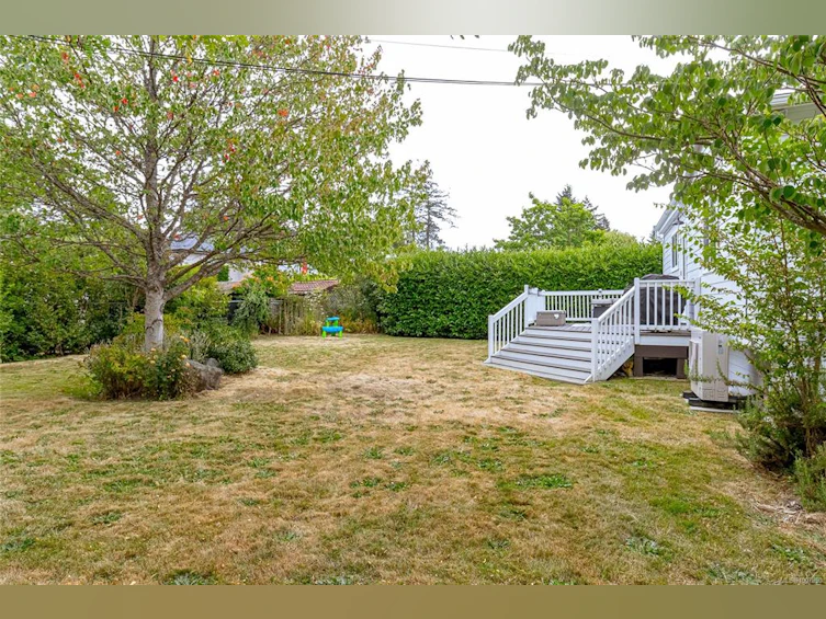 2945 Colquitz Avenue, Saanich, BC, V9A 2M2 - 40