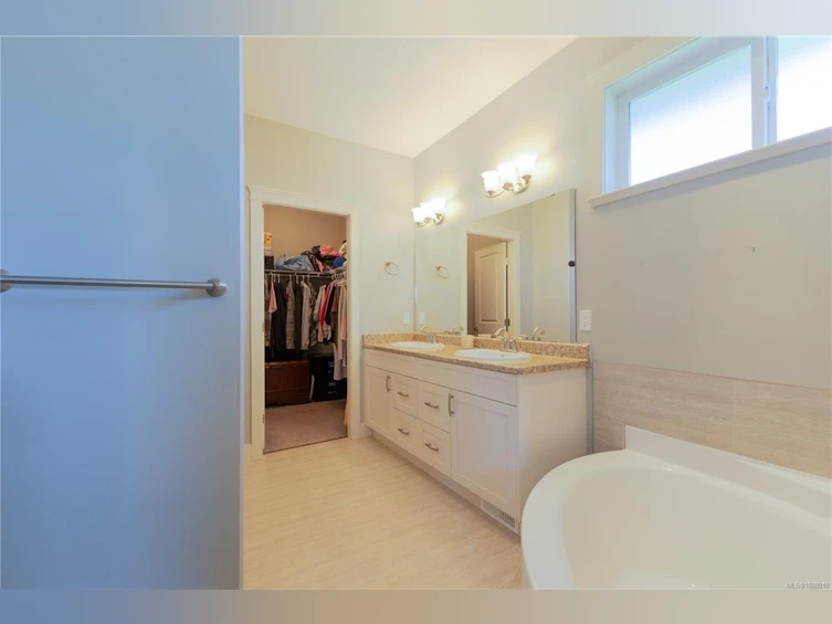 302 Maryland Road, Campbell River, BC, V9W 0A5 - 18