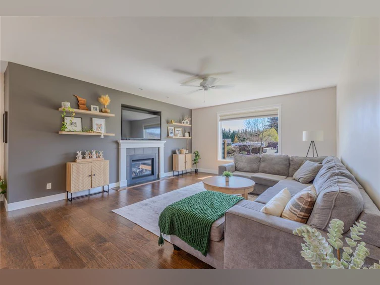 302 Maryland Road, Campbell River, BC, V9W 0A5 - 6